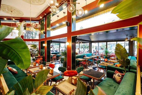 L'Adresse Cafe Restaurant